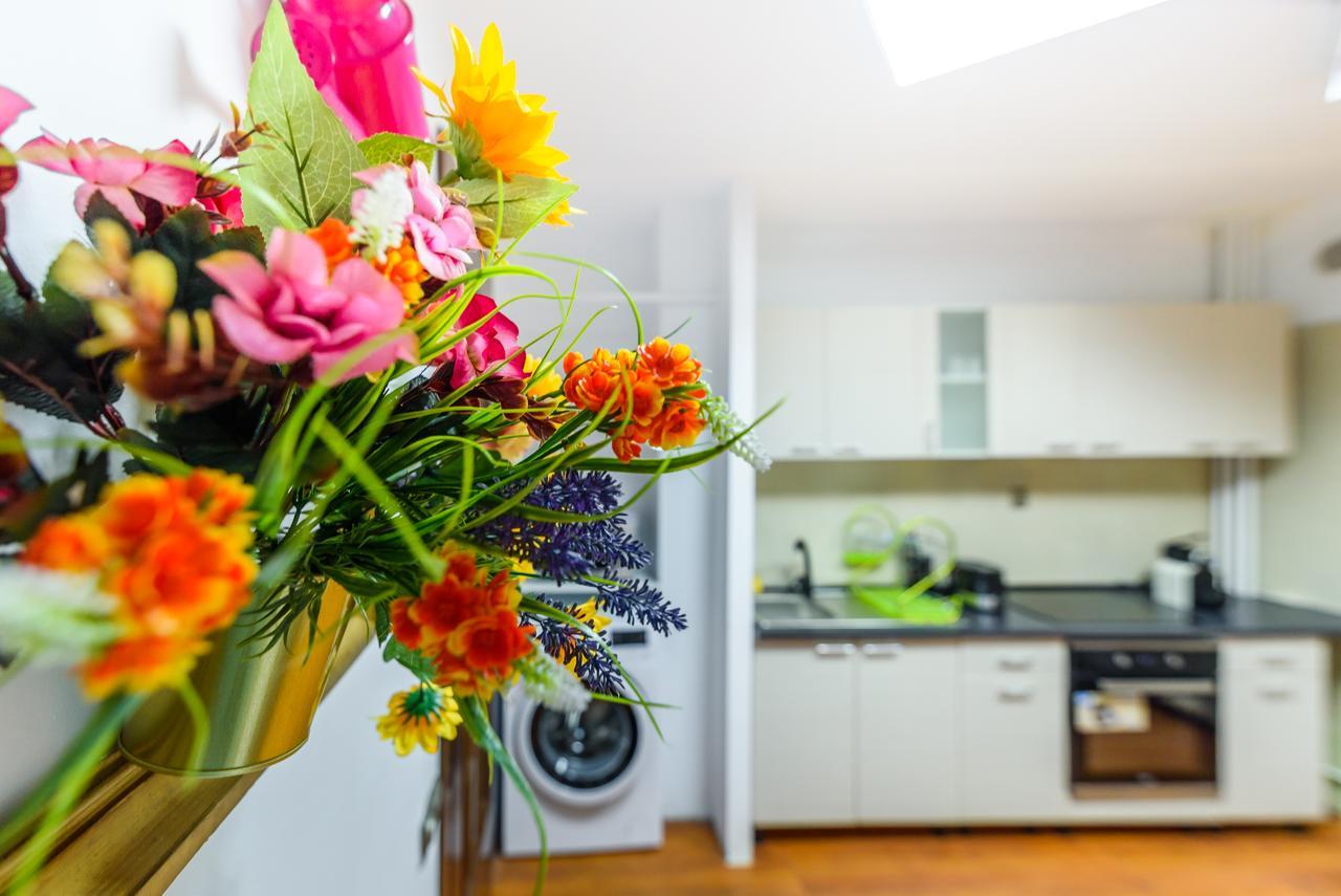 Bucharest Pedestrian Old Town 3 Bedrooms By Orchid Garden Εξωτερικό φωτογραφία